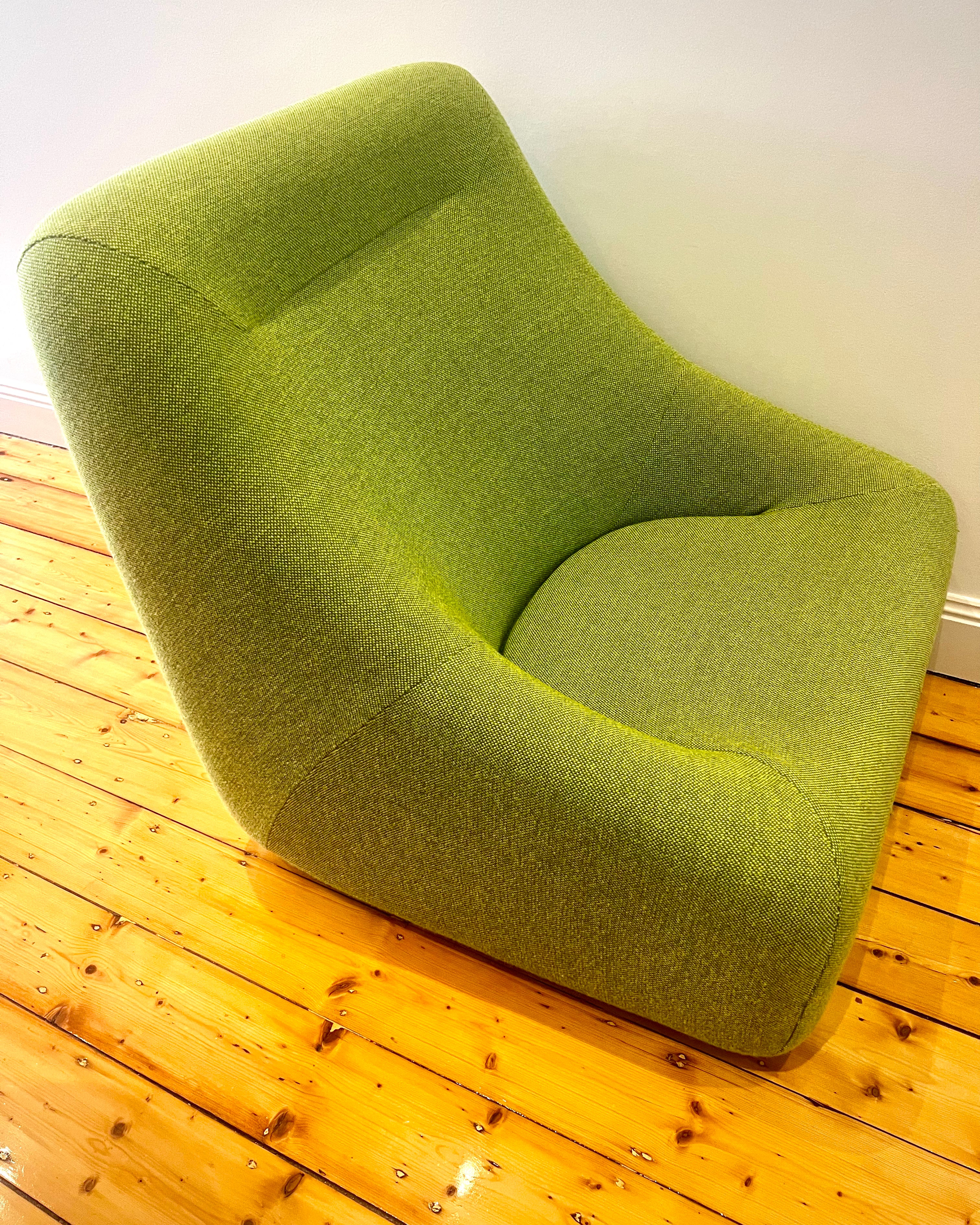 Grant Featherston “Numero IV” Highback Chairs