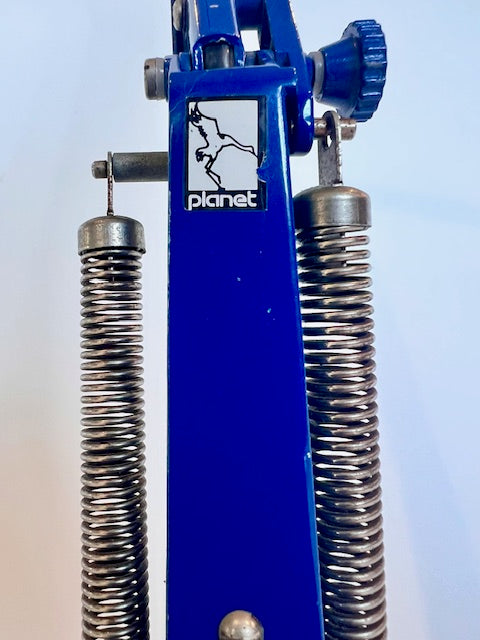 planetk_midcentury_lamp_blue_makersmark